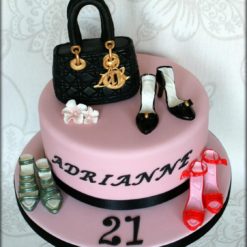 044035Magical_Make_Up_Theme_Designer_Cake