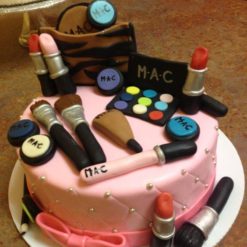 047081Radiant_Make_Up_Theme_Designer_Cake