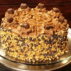 17895012039645snickers_cake_18_jan