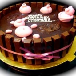 378112choco_mud_kit_kat_cake