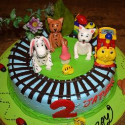 541907kids_theme_cake