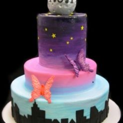 673475moon-with-skyline-wedding-cake_upload