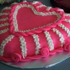 6872032594Valentine_cake