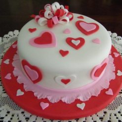 866396Valentines-day-cake