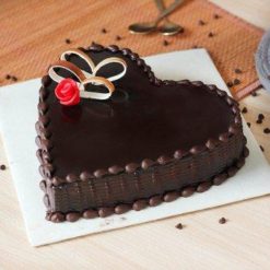 931828chocoholic-love-cake-C-9998580ca-071217