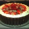 9551855581kitkat_strawberry_cake