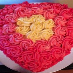 9724826233heart_shape_vanilla_cake_(1)