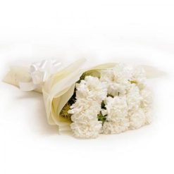 98366915_white_carnations