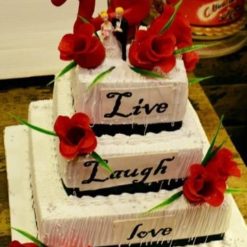 537228anniversary_theme_cake