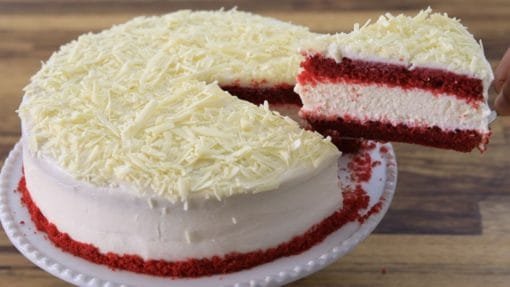 red velvet cheese cakee