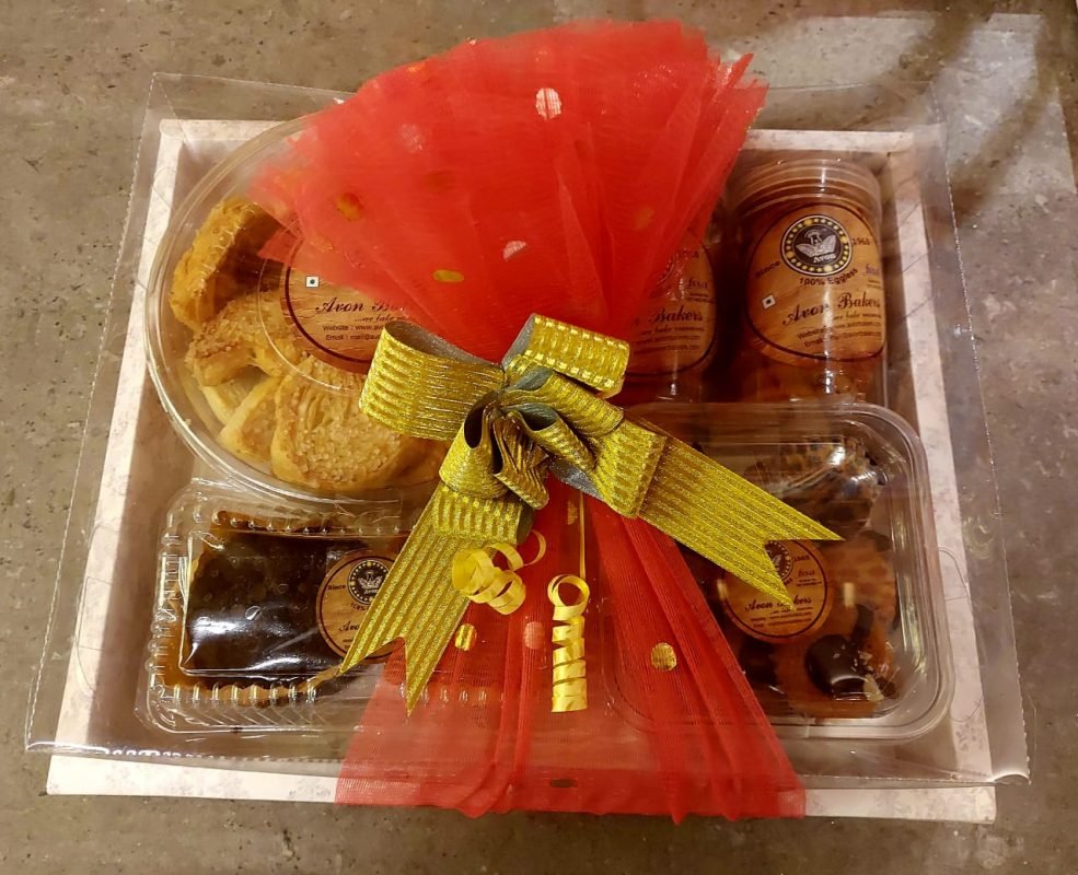 Red & Golden Theme Adorable Gifting Hamper Avon Bakers