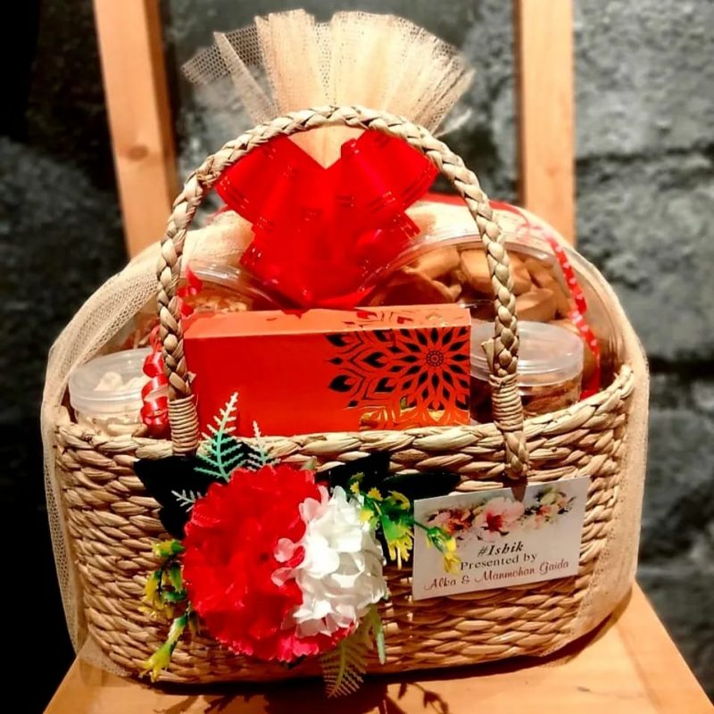 adorable goodies hamper