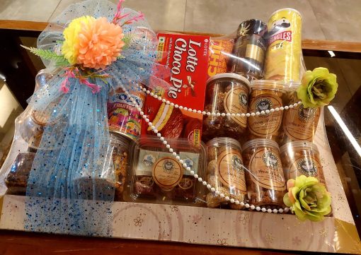 assorted gift hamper